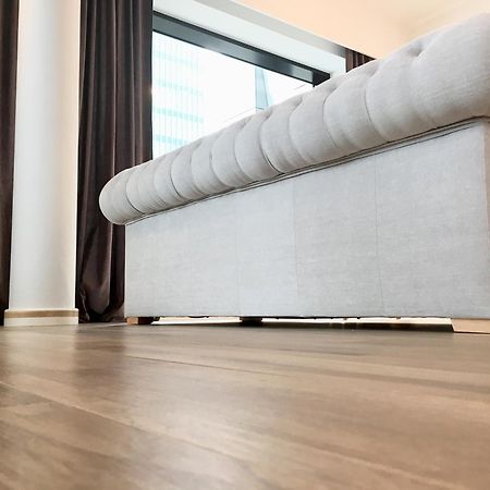 Fractal Guest Rooms - Poznan Centrum Andersia Square & Old Town ภายนอก รูปภาพ